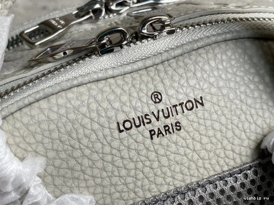 WIS ELLIPSE BACKPACK LOUIS VUITTON 0811